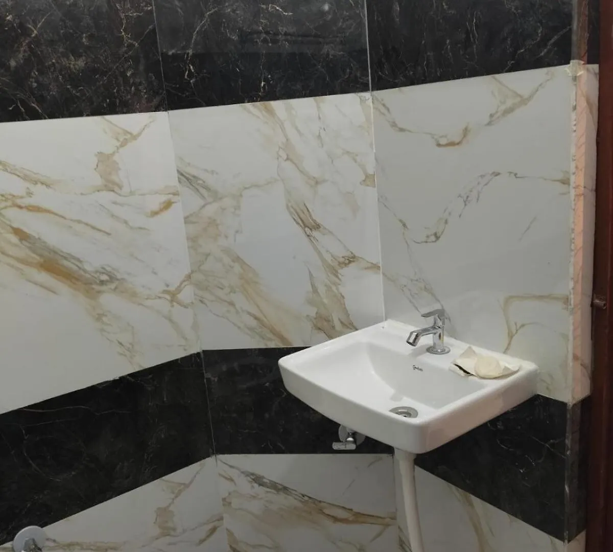 The Soulful Stay Varanasi Apartment
